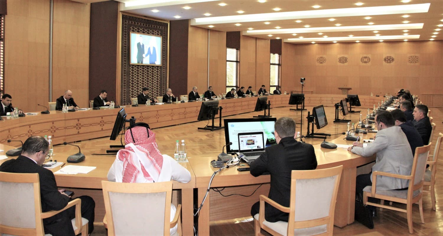 transportnaya-vzaimosvyazannost-regiona-v-fokuse-diskussii-diplomatov-i-ekspertov