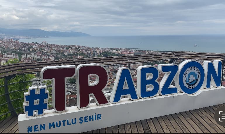 trabzon-i-rize-vstrechayut-turkmenskih-zhurnalistov-press-tur-po-severu-turcii