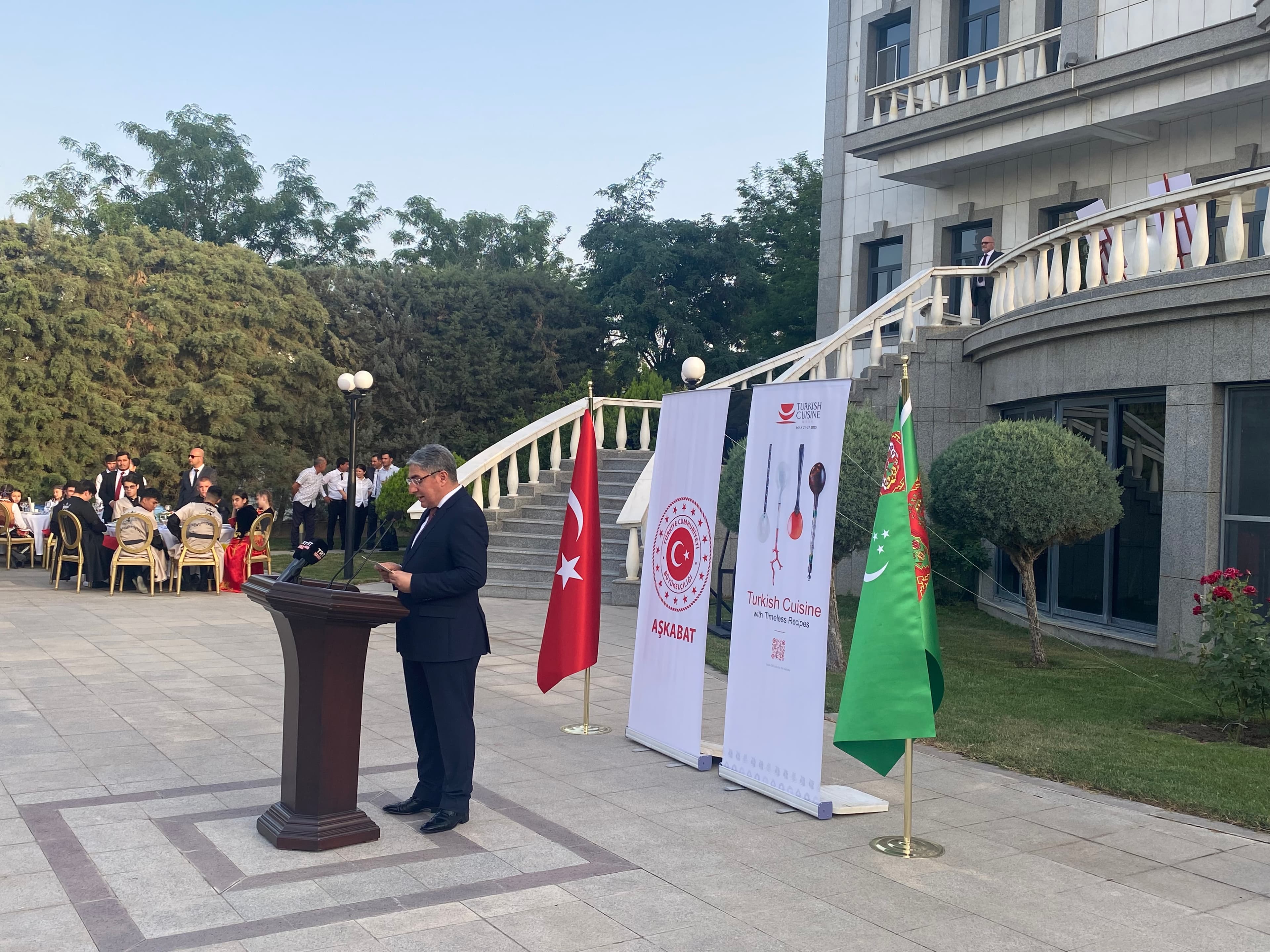 v-ashhabade-otmetili-nedelyu-tureckoj-kuhni