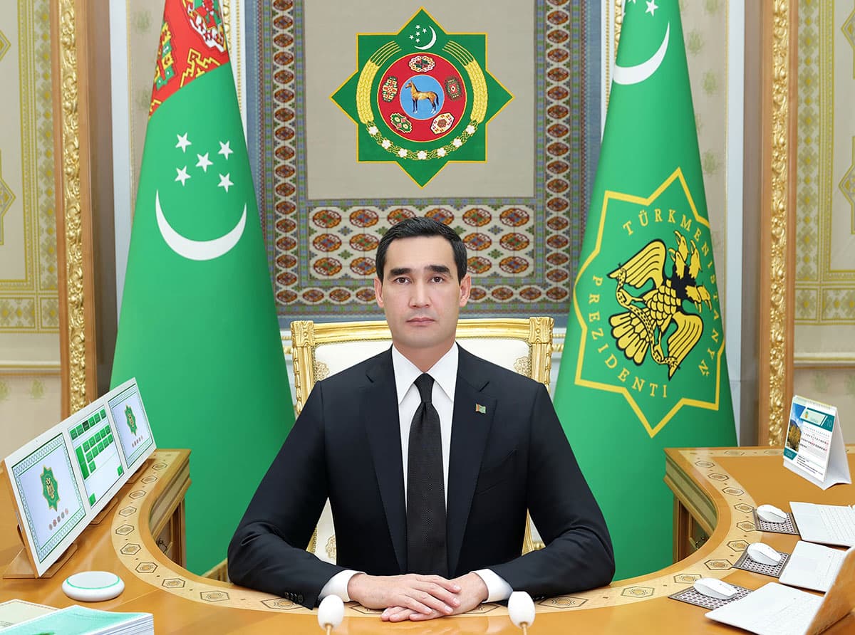 prezident-turkmenistana-pozdravil-prezidenta-arabskoj-respubliki-egipet-s-nacionalnym-prazdnikom