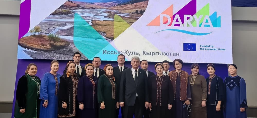 predstaviteli-turkmenistana-prinyali-uchastie-v-mezhdunarodnoj-letnej-shkole-v-kyrgyzstane