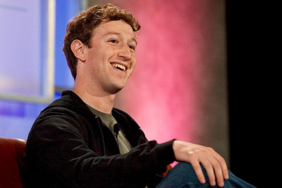 mark-sukerberg-mark-sukerberge-garsy-gozgamak-barada-arza-berdi