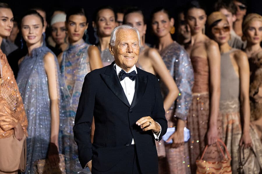 legendary-fashion-designer-giorgio-armani-dies-italy