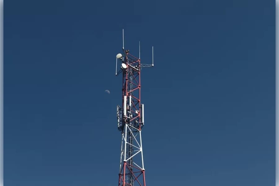 japans-nec-halts-development-4g-and-5g-base-stations-amid-intense-competition