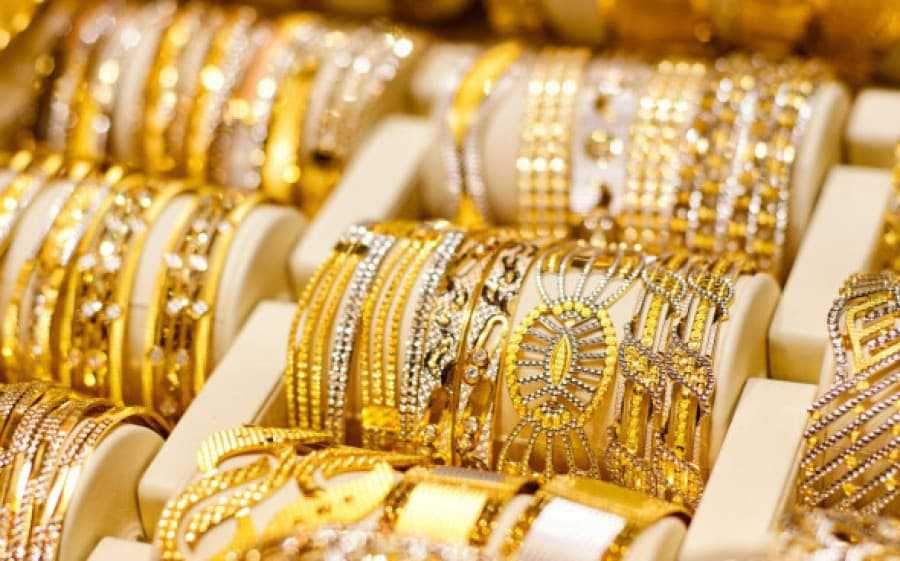 v-turcii-zapretyat-pokupku-zolota-za-nalichnye