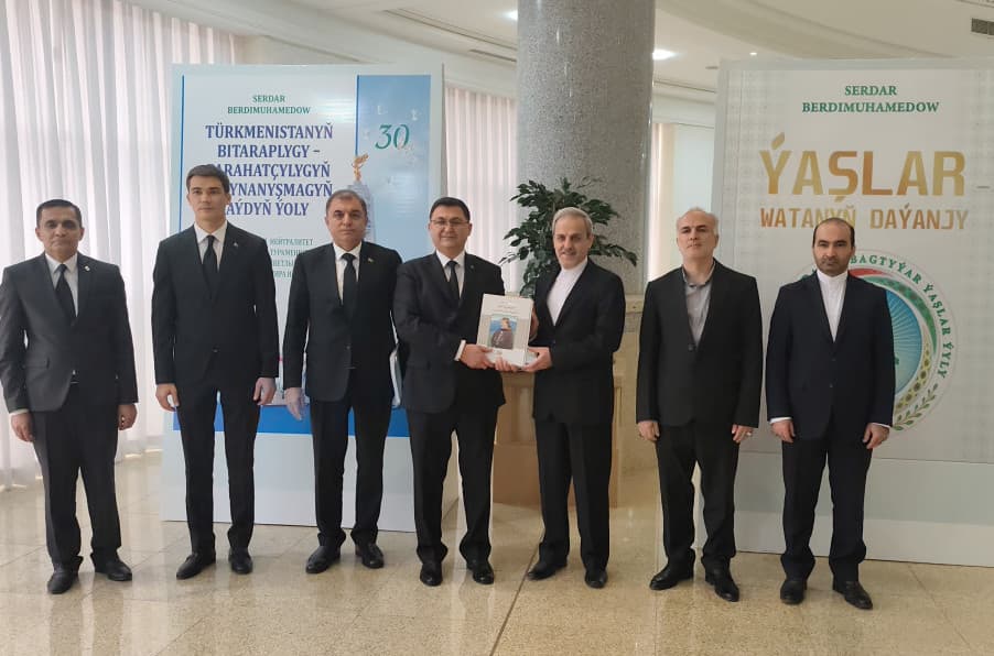 magtymguly-adyndaky-tdu-da-eyranyn-ilcisi-bilen-dususyk-gecirildi