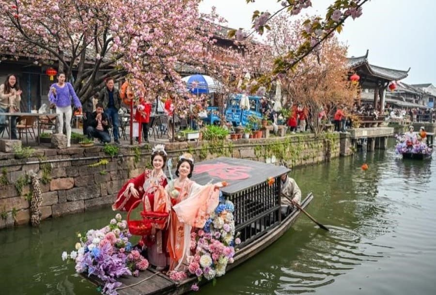 flowers-markets-and-meaning-new-lifestyle-trend-among-chinas-youth