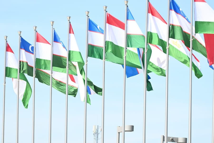 ozbegistan-tajigistan-taryhy-we-medeni-yakynlygyn-berk-binyadynda-ikitaraplayyn-hyzmatdaslygyn-taze-tapgyry