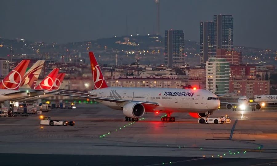 turkish-airlines-asgabat-stambul-ugry-boyunca-ucus-tertibini-tazeleyar