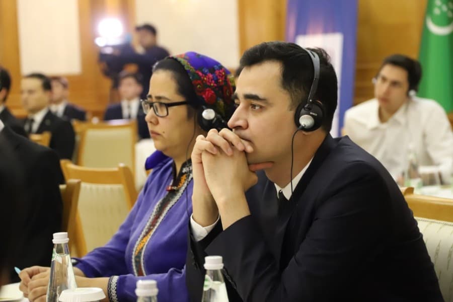 turkmenistanda-milli-emeli-strategiyany-islap-tayyarlamak-boyunca-dunya-tejribesi-owrenilyar