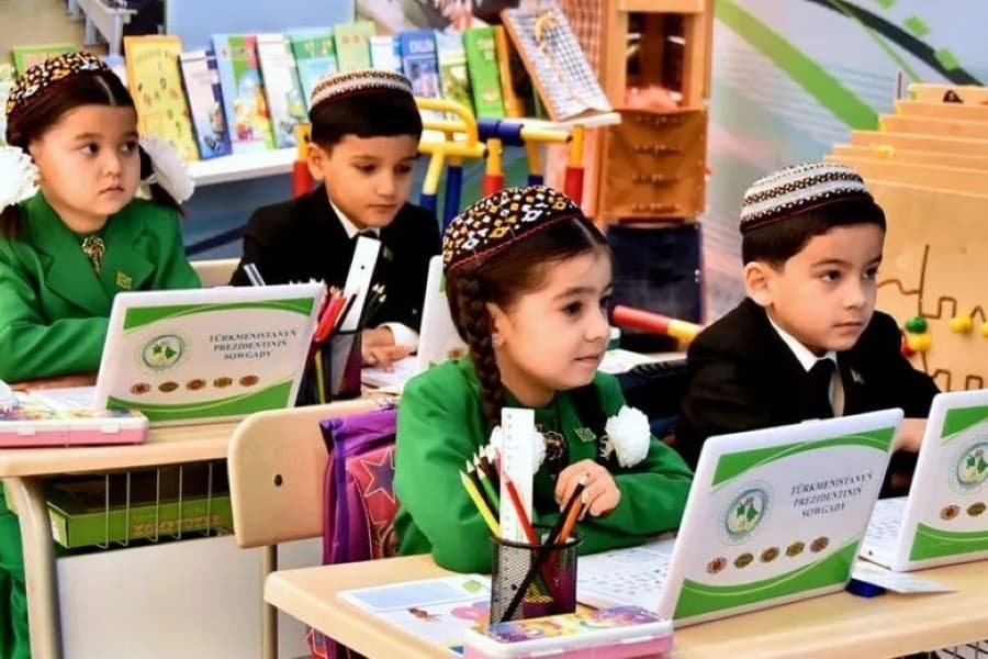 First-grade students in Turkmenistan will receive new laptops as a state gift