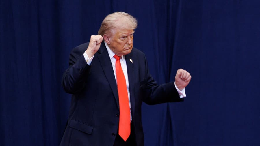 Трамп объявил о достижении договоренности с Ираном