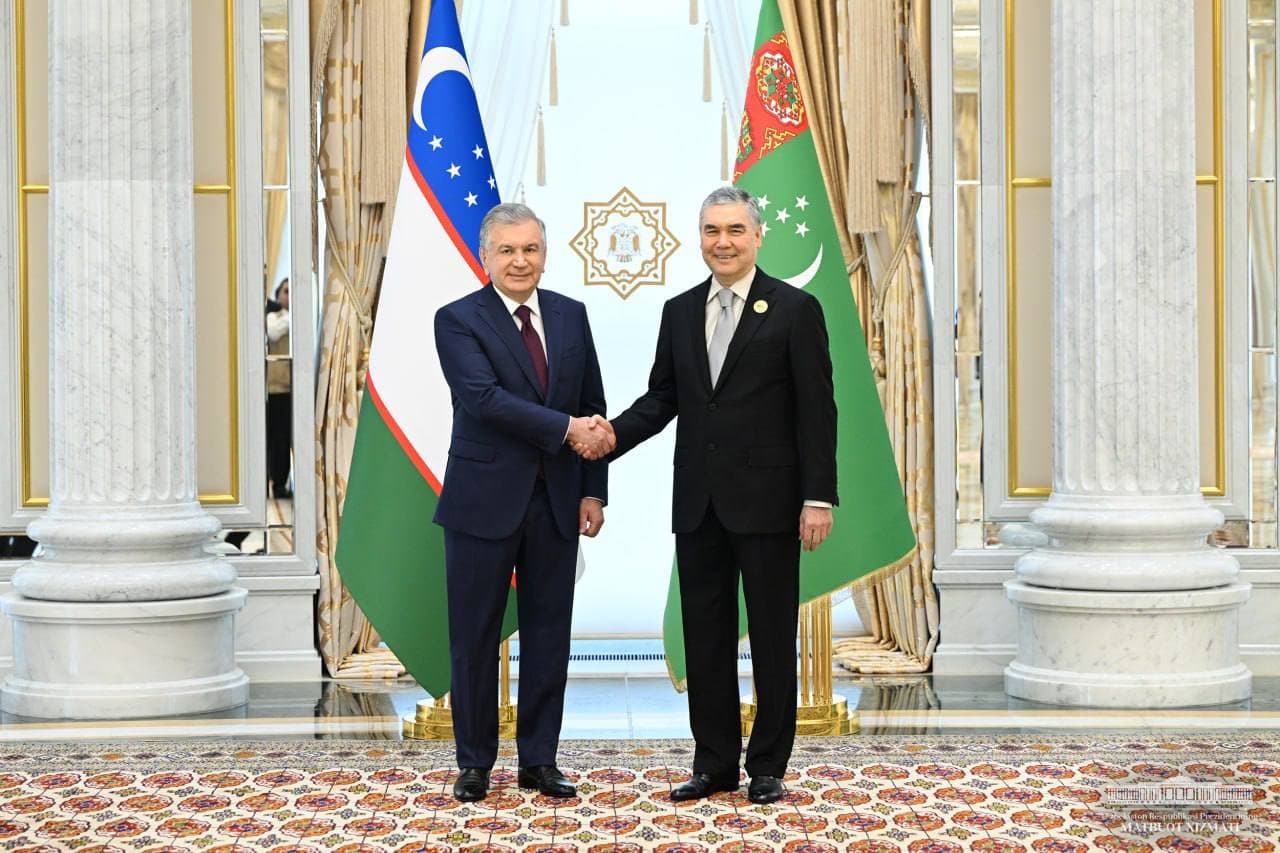Türkmen halkynyň Milli Lideri, Türkmenistanyň Halk Maslahatynyň Başlygy Gurbanguly Berdimuhamedowyň we Özbegistan Respublikasynyň Prezidenti Şawkat Mirziýoýewiň arasynda telefon arkaly söhbetdeşlik geçirildi.