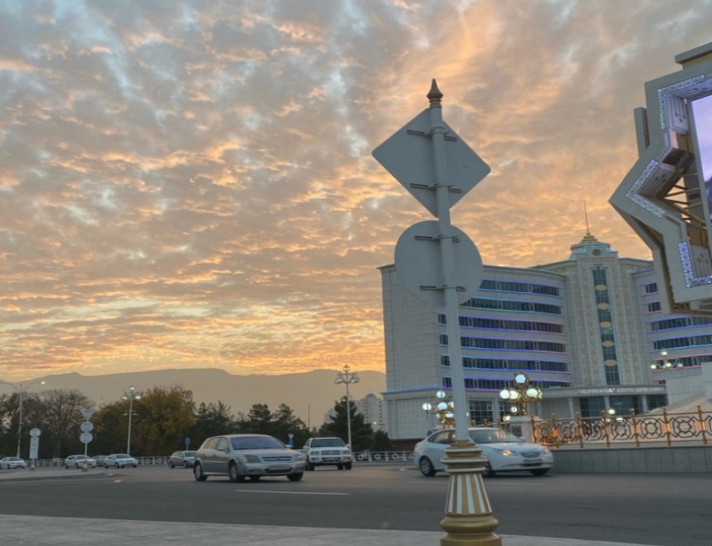 Spring-like warm weather in the first New Year's week in Turkmenistan