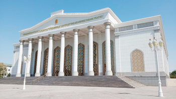 The premiere of the play at the Main Academic Drama Theater named after The Great Saparmurat Turkmenbashi