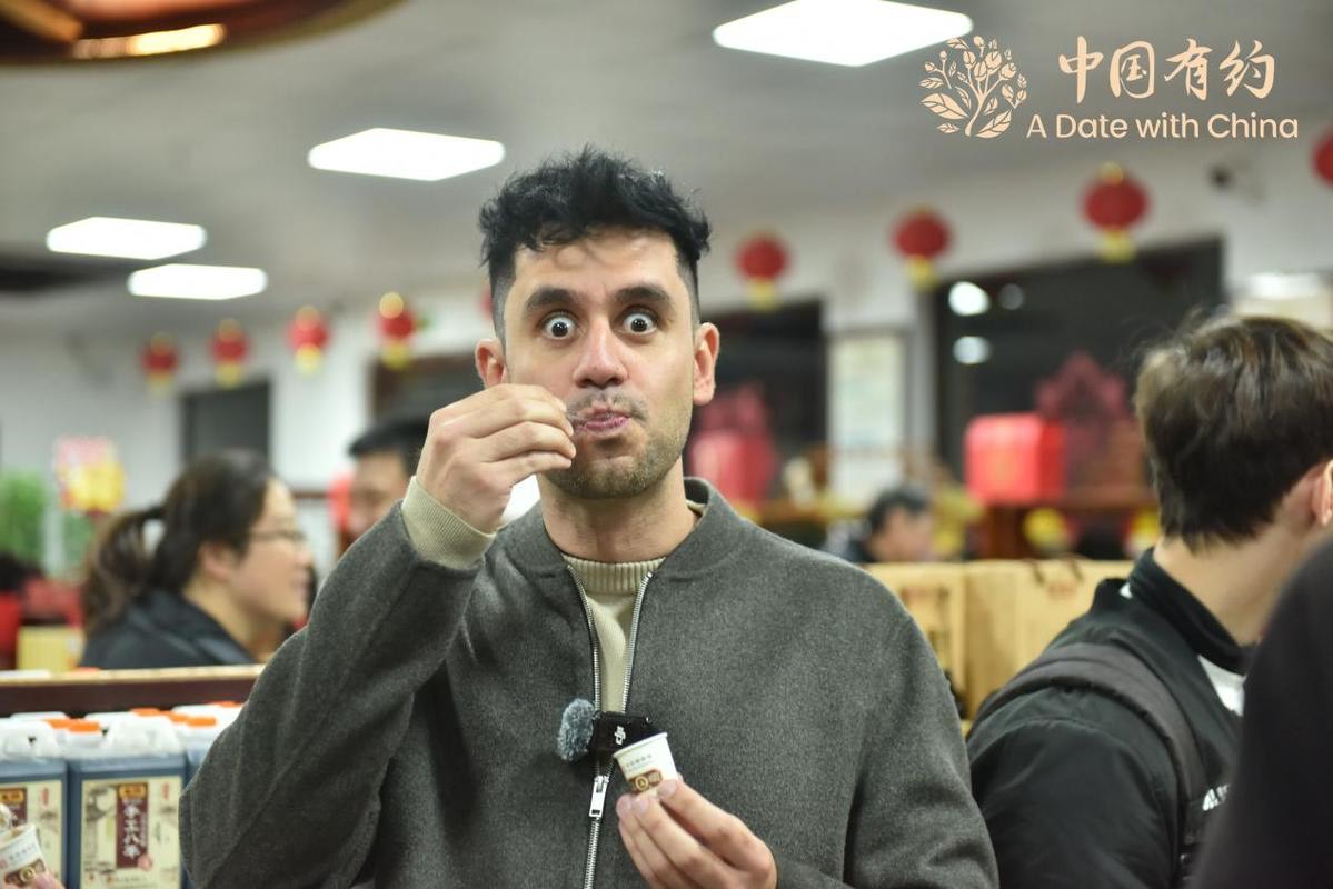 drevnie-sokrovishcha-i-sovremennoe-ocharovanie-shansi-privlekaet-vnimanie-mirovyh-reportyorov.jpg(4)