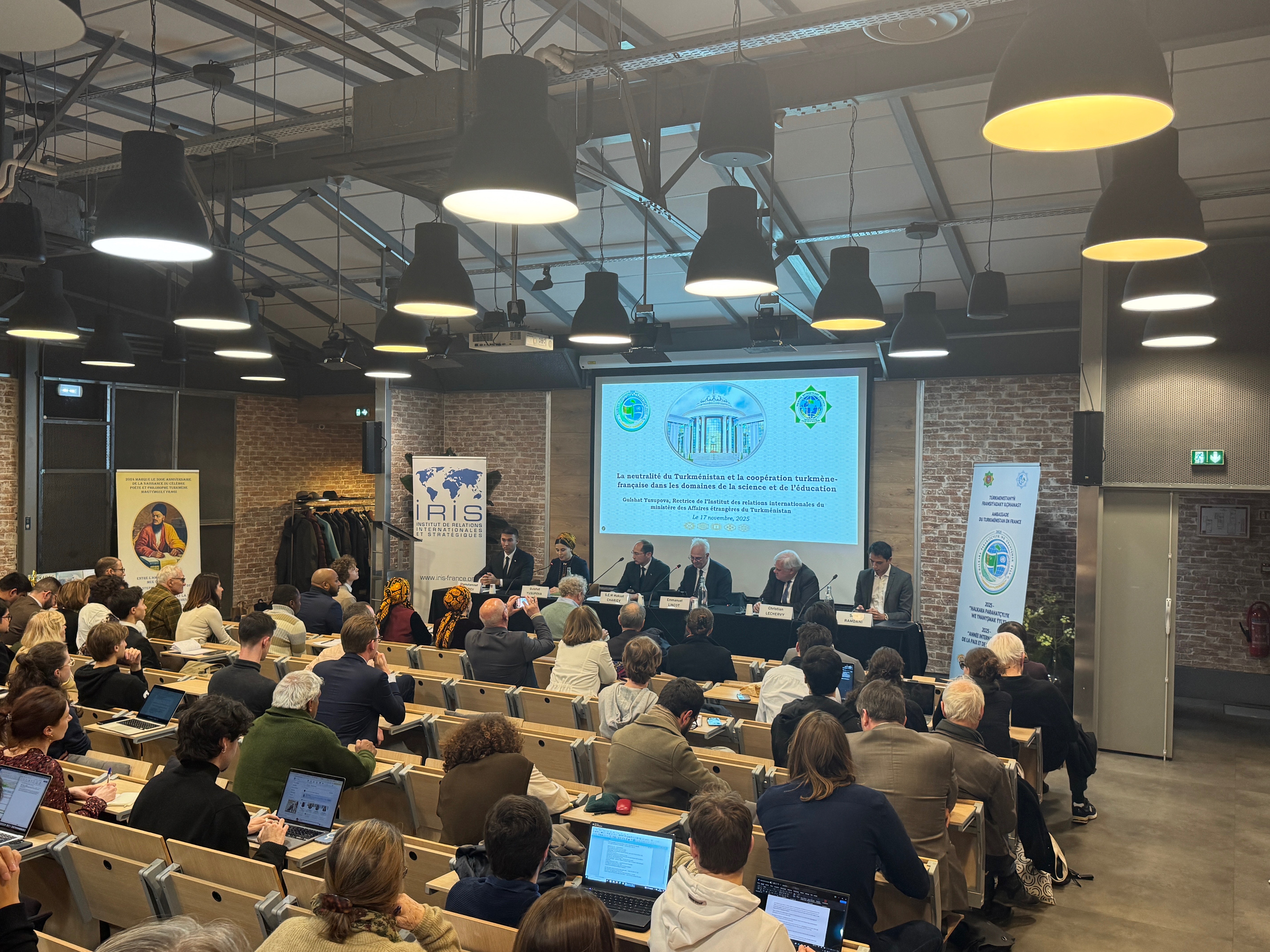 Туркмено-французский диалог: в Париже обсудили нейтралитет, партнёрство и новые направления сотрудничества.jpg