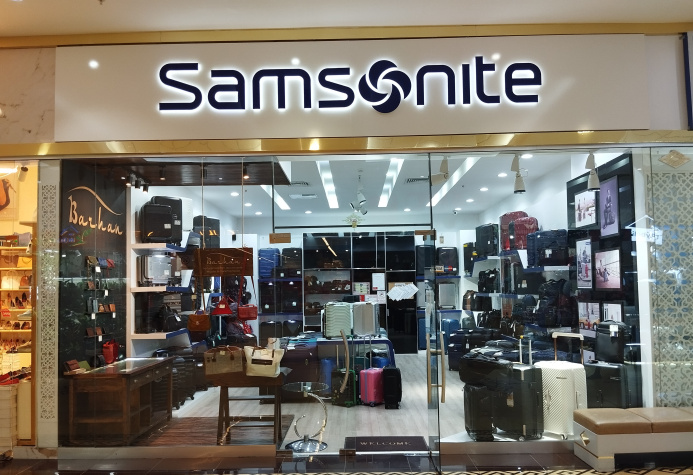  Магазин чемоданов и дорожных сумок Samsonite дарит скидки до 30% на второй товар