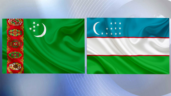  Президент Узбекистана поздравил национального лидера туркменского народа