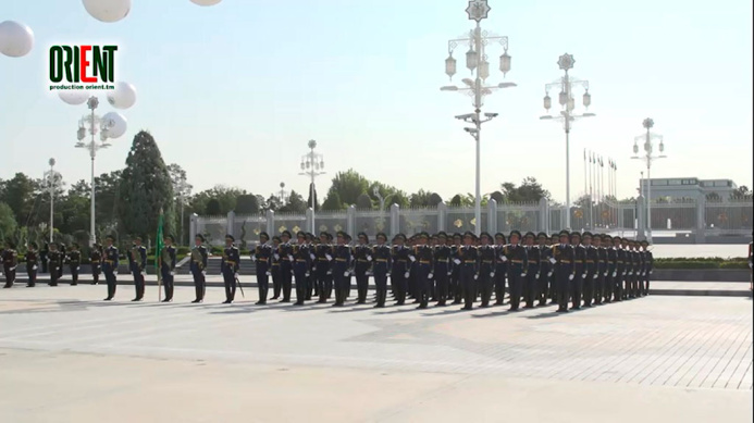 Shots from the parade on the main square of Turkmenistan