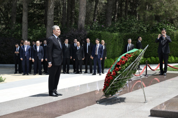 Chairman of the Halk Maslahaty Honored the Memory of Heydar Aliyev and Visited Victory Park in Baku