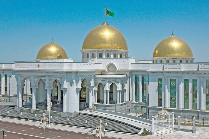  Türkmenistanyň Prezidenti Aşgabadyň Büzmeýin etrabyna täze häkim belledi
