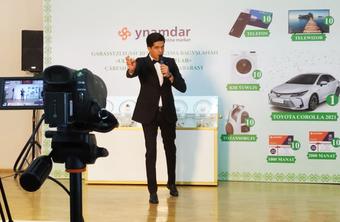  Интернет-магазин Ynamdar разыграл в лотерее автомобиль и 100 других ценных призов