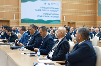 Maýa goýum forumynyň birinji gününde energetika, senagat we ulag pudaklarynda maslahatlaşmalar geçirildi