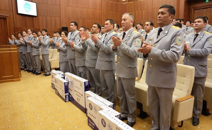  Turkmenistan has chosen the best customs post and customs officer of the year