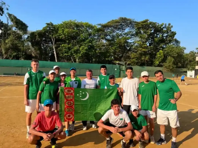  Türkmen tennisçileri Şri-Lankadaky ýaryşyň play-off tapgyryna çykdylar