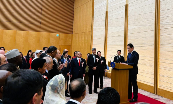  Японского премьер-министра Фумио Кисиду пригласили посетить Туркменистан