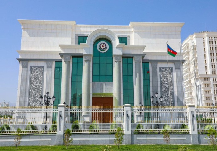  Посольство Азербайджана в Туркменистане провело в Ашхабаде экологическую акцию