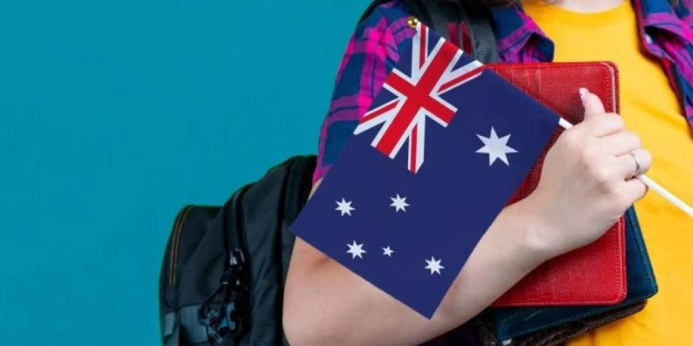  Awstraliýa daşary ýurtly talyplar üçin wiza töleglerini ýokarlandyrdy