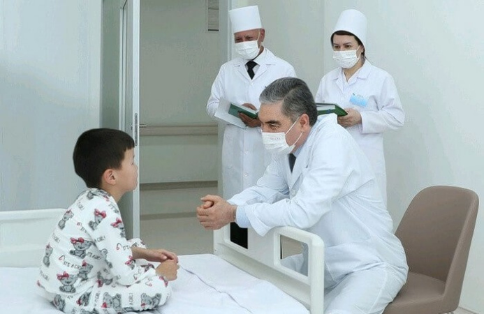  Более 100 детей прошли лечение на средства Благотворительного фонда имени Гурбангулы Бердымухамедова