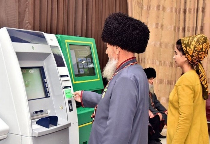  Названы регионы Туркменистана с наибольшим количеством банкоматов