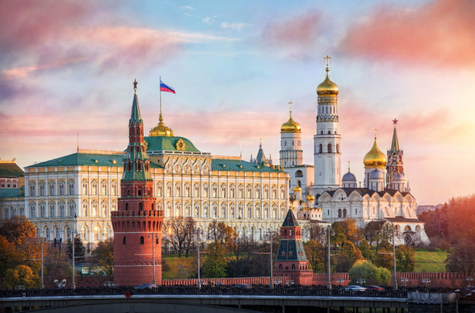  Руководство России поздравило президента Туркменистана с Днем Победы
