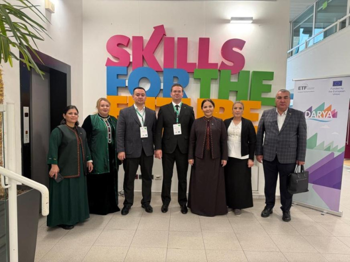  Turin hosted an international seminar on the development of Centres of Vocational Excellence