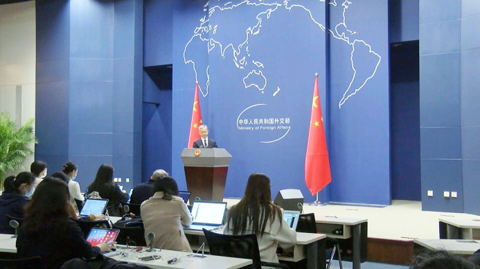  The delegation of Turkmenistan travels to China for a meeting of neighboring countries of Afghanistan