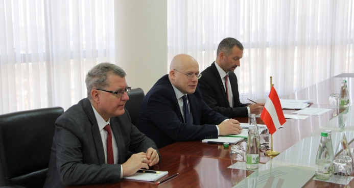  Turkmen-Austrian political consultations held in Ashgabat