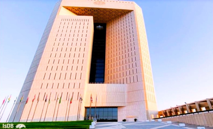  ИБР поддержал проекты строительства онкоцентров в Туркменистане