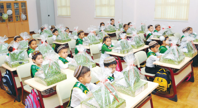  First-graders will receive laptops from the President of Turkmenistan