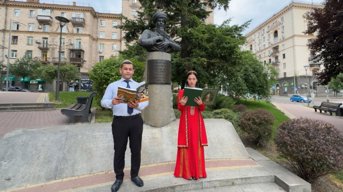  Kiýewde Magtymguly Pyragynyň goşgularynyň çeper okalyşy geçirildi