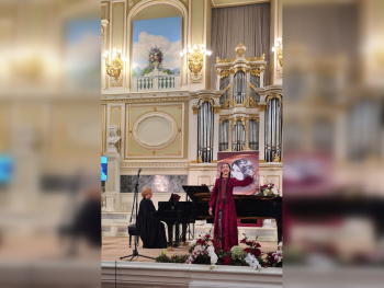 Türkmenistandan talyp gyz halkara opera aýdym bäsleşigine gatnaşdy