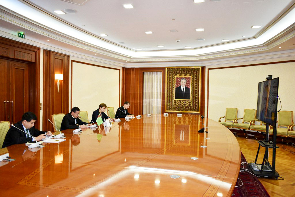 foto2_14102021wsemirnyybank.JPG
