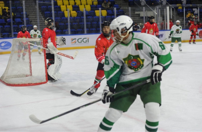  Young Turkmen hockey players won silver medals at the Asian and Oceania Championships