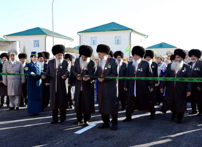  В Ашхабаде открыли новый жилой комплекс