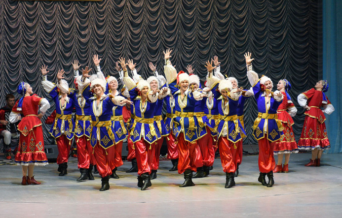  «Урал» на «ура!» – российский ансамбль танца на туркменской сцене