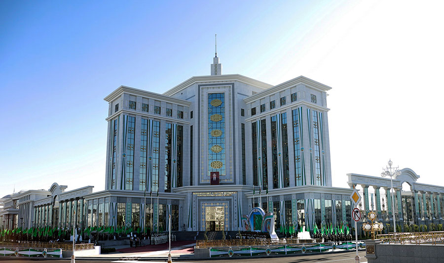 010924-prezident-turkmenistana-prinyal-uchastie-v-otkrytii-novogo-zdaniya-voennoj-shkoly-v-stolice (1).jpg