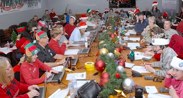 Norad-Santa-Tracking-team-by-SMSgt-Thomas-Doscher.jpg