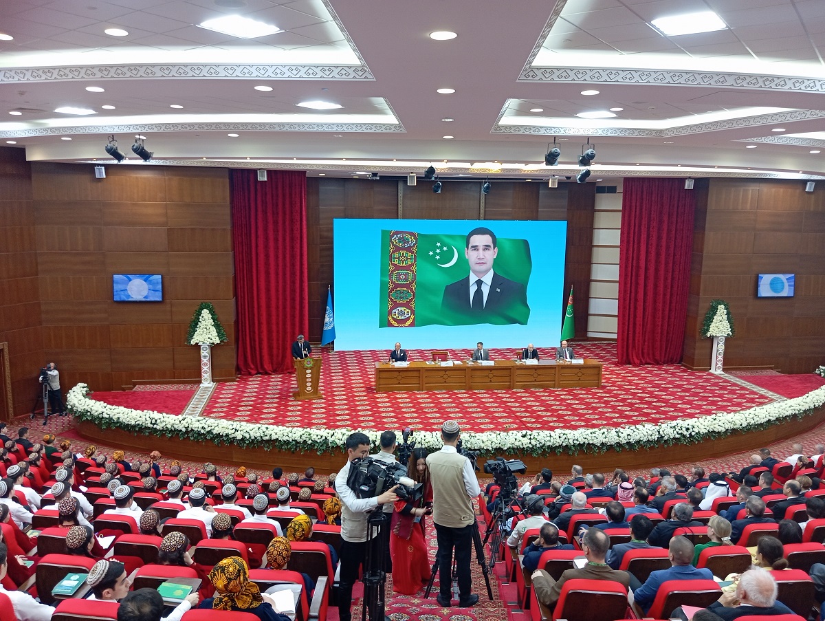 ashgabat-seminar-diplomatov-ca (2).jpg